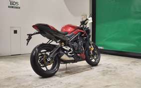 TRIUMPH STREET TRIPLE RS 2025