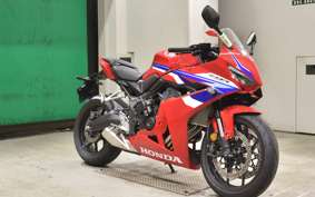 HONDA CBR650R E-Clutch 2025 RH17