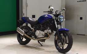 HONDA VTR 250 2024 MC33