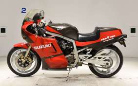 SUZUKI GSX-R750 1986 GR71G