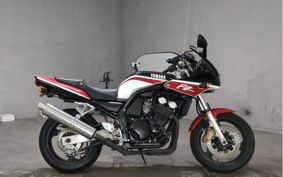 YAMAHA FZ400 4YR