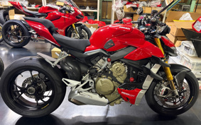 DUCATI STREET FIGHTER V4S 2021 FA00