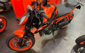 KTM 890 DUKE GP 2026 TU940