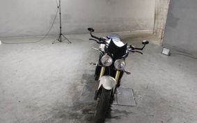TRIUMPH SPEED TRIPLE 2006 TE5855