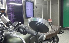 TRIUMPH SCRAMBLER 900 2025