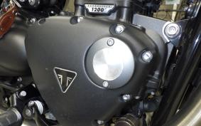 TRIUMPH BONNEVILLE BOBBER 2022