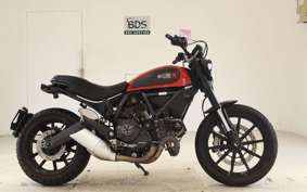 DUCATI SCRAMBLER ICON 2015