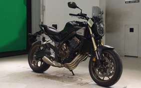 HONDA CB650R E-Clutch 2025 RH17