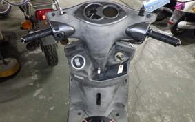 YAMAHA CYGNUS 125 X 2 2004 SE44J