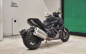 DUCATI DIAVEL 2012