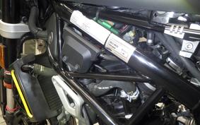 HUSQVARNA SVARTPILEN 401 2021