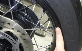 TRIUMPH BONNEVILLE T100 2025