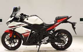 YAMAHA YZF-R25 2015 RG10J