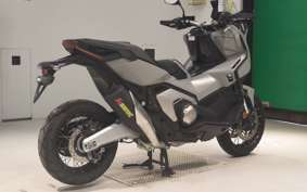 HONDA X-ADV 750 2025 RH21