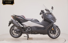 YAMAHA T-MAX 560 2026 SJ21J