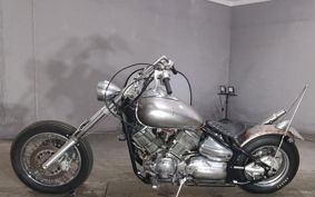 YAMAHA DRAGSTAR 1100 2003 VP13J