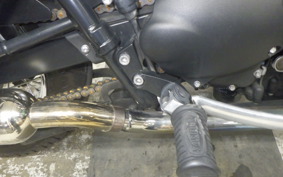 TRIUMPH BONNEVILLE T100 2012
