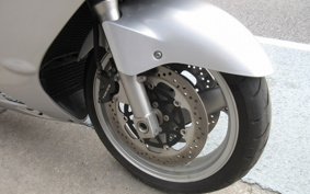 KAWASAKI ZZ1200 NINJA R 2002 20C001
