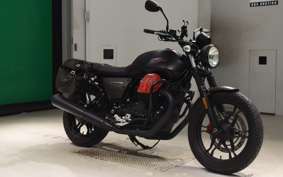 MOTO GUZZI V7 CARBON 2019