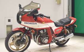 HONDA CB900F BOL D'OR2 2025 SC01