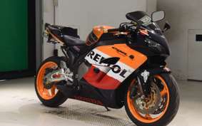 HONDA CBR1000RR 2004 SC57