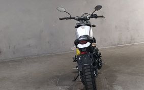 DUCATI  DUCATI  SCRAMBLER  DESERT SU RED  2017 KB01JA