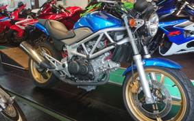 HONDA VTR 250 MC33