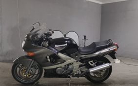 KAWASAKI ZZR600 ZX600E