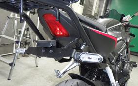 HONDA CB650R E-Clutch 2025 RH17