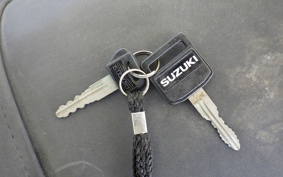 SUZUKI BANDIT 400 GK75A