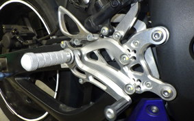 YAMAHA YZF-R1 2005