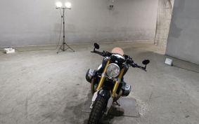 BMW R NINE T 2019 0J01
