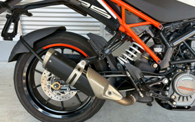 KTM 125 DUKE JPA40