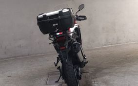 HONDA CRF1000L AFRICA TWIN 2017 SD04