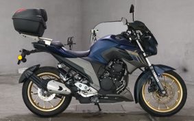 YAMAHA FZS25 RG69