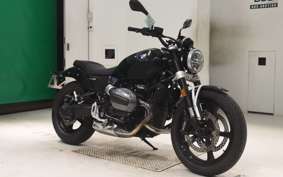 BMW R12