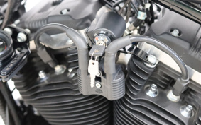 HARLEY XL883N 2017 LE2