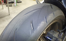 HONDA CB650R E-Clutch 2026 RH17