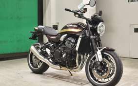 KAWASAKI Z900RS 2025 ZR900K