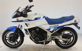 YAMAHA FZ250 1HX