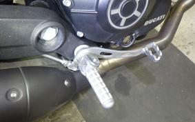 DUCATI SCRAMBLER SIXTY2 2021