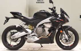 APRILIA トゥオノ660 FACTORY 2023