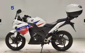 HONDA CBR125R JC50