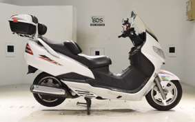 SUZUKI SKYWAVE 250 (Burgman 250)