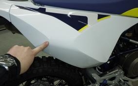 HUSQVARNA 701ED 2022