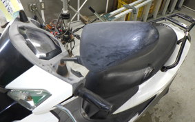 YAMAHA CYGNUS 125 XSR 3 SED8J