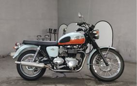 TRIUMPH  TRIUMPH T100 BONNEVILLE  2008 TJ9157