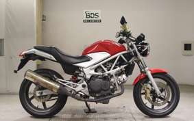 HONDA VTR 250 Gen. 2 2026 MC33