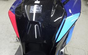 BMW M1000XR M Package 2024