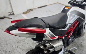 BENELLI TNT125
